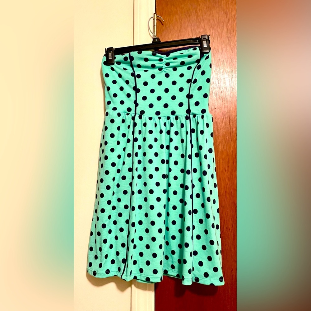 Cute strapless Polk dots dress
